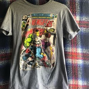 Marvel comic group t-shirt